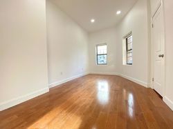 Pre-foreclosure in  EVERGREEN AVE Brooklyn, NY 11221