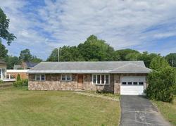 Pre-foreclosure in  HUNTING RD Albany, NY 12205