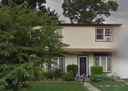 Pre-foreclosure in  ELMTREE LN Levittown, NY 11756