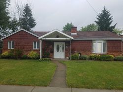 Pre-foreclosure in  WALTHAM AVE Lancaster, NY 14086