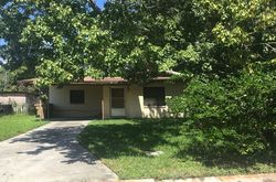 Pre-foreclosure in  N BEAUMONT AVE Kissimmee, FL 34741