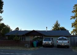 Pre-foreclosure in  SE 1ST ST Gresham, OR 97080