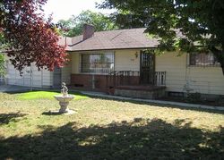 Pre-foreclosure in  SE KING RD Portland, OR 97222