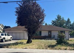 Pre-foreclosure in  SE KING RD Portland, OR 97222