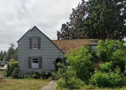 Pre-foreclosure in  W CHURCH ST Mount Angel, OR 97362
