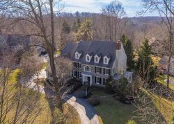  Colony Ct, Bryn Mawr PA