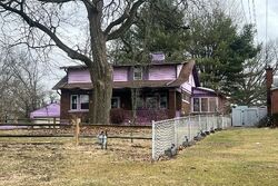 Pre-foreclosure in  GRAHAM BLVD Pittsburgh, PA 15235