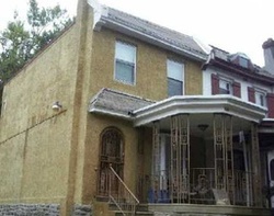 Pre-foreclosure in  W ABBOTTSFORD AVE Philadelphia, PA 19144