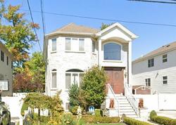 Pre-foreclosure in  EDGEGROVE AVE Staten Island, NY 10312
