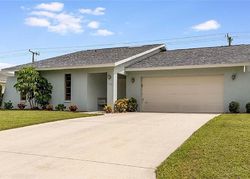 Pre-foreclosure in  AUGUSTA CIR Sarasota, FL 34238