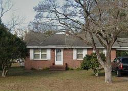 Pre-foreclosure in  LAKEVIEW DR Florence, SC 29505