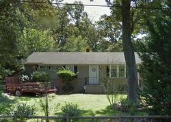 Pre-foreclosure in  WILLIAMSBURG DR Greenville, SC 29605