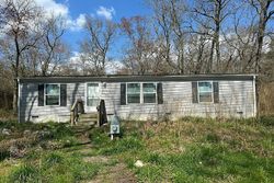 Pre-foreclosure in  NINE FOOT RD Millsboro, DE 19966