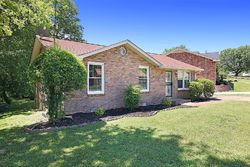 Pre-foreclosure in  RYAN DR Hendersonville, TN 37075