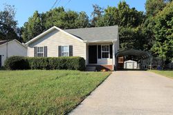 Pre-foreclosure in  TERRIER WAY Clarksville, TN 37042