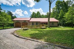 Pre-foreclosure Listing in HANGING LIMB HWY CRAWFORD, TN 38554