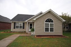 Pre-foreclosure in  ROCHESTER DR Murfreesboro, TN 37130