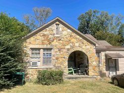 Pre-foreclosure in  SPOTTSWOOD AVE Memphis, TN 38111