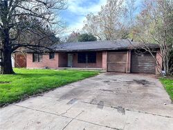 Pre-foreclosure in  N 52ND ST Waco, TX 76710