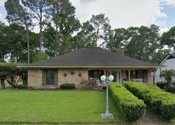 Pre-foreclosure in  HOWELL PARK AVE Baton Rouge, LA 70805