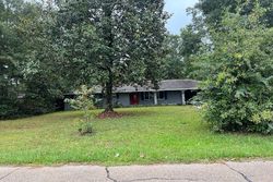 Pre-foreclosure in  RUSTON DR Baker, LA 70714