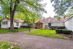 Pre-foreclosure in  W RENWICK RD Plainfield, IL 60544