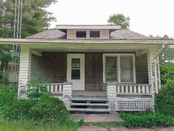 Pre-foreclosure in  E 2056TH RD Wedron, IL 60557