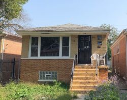 Pre-foreclosure in  S LOWE AVE Chicago, IL 60620