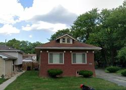 Pre-foreclosure in  GRANT ST Dolton, IL 60419