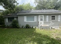 Pre-foreclosure in  DOUGLAS CIR Jacksonville, FL 32254