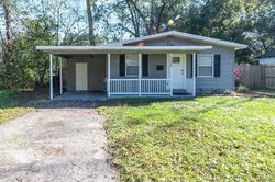 Pre-foreclosure in  WYCOFF AVE Jacksonville, FL 32205