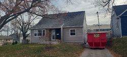 Pre-foreclosure in  HAVEN CT SW Cedar Rapids, IA 52404