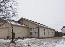 Pre-foreclosure in  ROUNDWOOD DR Indianapolis, IN 46235