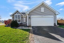 Pre-foreclosure in  W MULBERRY LN Monee, IL 60449