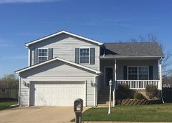 Pre-foreclosure in  CASTLEMAN CT Creve Coeur, IL 61610