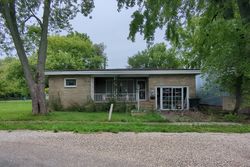 Pre-foreclosure Listing in JULES ST WESTVILLE, IL 61883