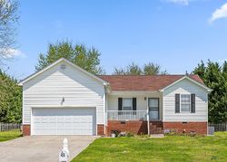 Pre-foreclosure in  GREEN VALLEY DR Rock Spring, GA 30739