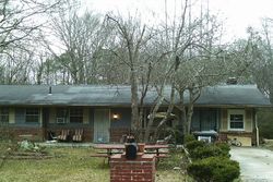 Pre-foreclosure in  CARRIAGE LN Atlanta, GA 30349