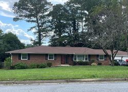 Pre-foreclosure in  THE FONTAINEBLEAU SW Atlanta, GA 30331