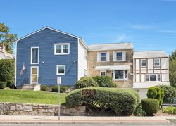 Pre-foreclosure in  HOPE ST  Stamford, CT 06907