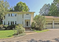 Pre-foreclosure in  OVERLOOK RD Poughkeepsie, NY 12603
