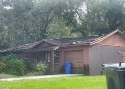 Pre-foreclosure in  DOLPHIN DR Tampa, FL 33617