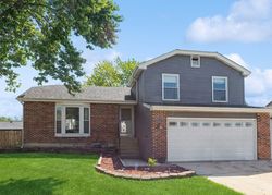 Pre-foreclosure in  WOODBURY CT Streamwood, IL 60107