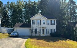 Pre-foreclosure in  GROVE FIELD PL Lithonia, GA 30038