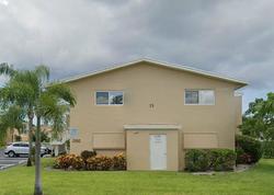 Pre-foreclosure in  NE 1ST WAY  Boynton Beach, FL 33435