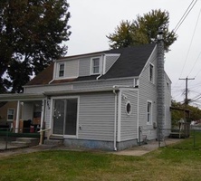 Pre-foreclosure in  WOODRIDGE RD Sparrows Point, MD 21219