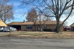 Pre-foreclosure in  GARLAND PL Lowell, AR 72745