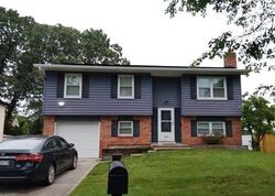 Pre-foreclosure in  LASALLE PL Severn, MD 21144