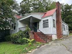 Pre-foreclosure in  FOREST AVE NW Fort Payne, AL 35967