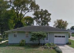 Pre-foreclosure in  LANCASTER HEIGHTS RD Freeport, IL 61032